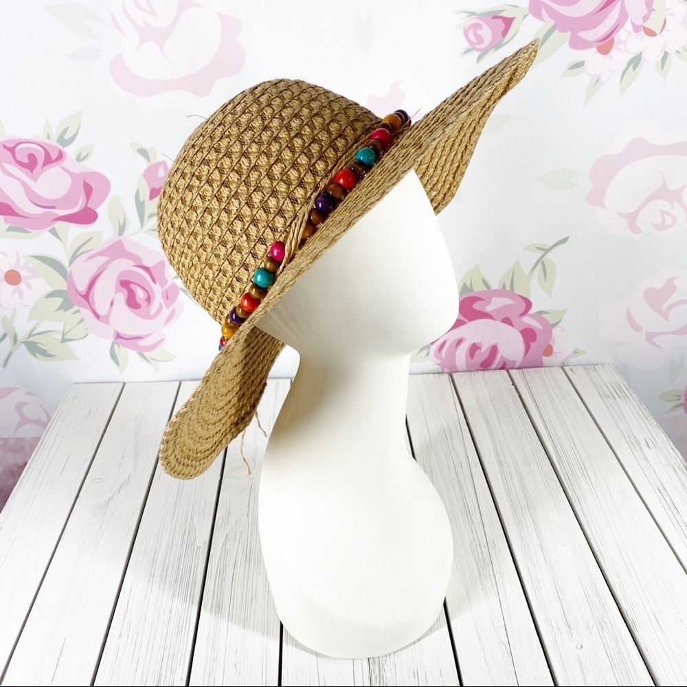 Straw Hat - Picture 2 of 9